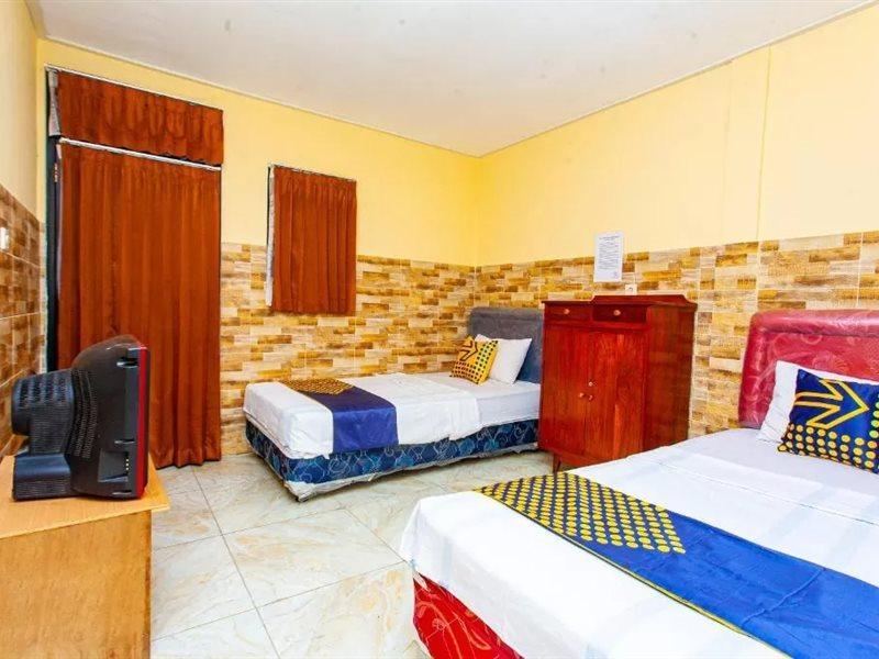 The Paragon Hotel Cilacap Redpartner Eksteriør billede