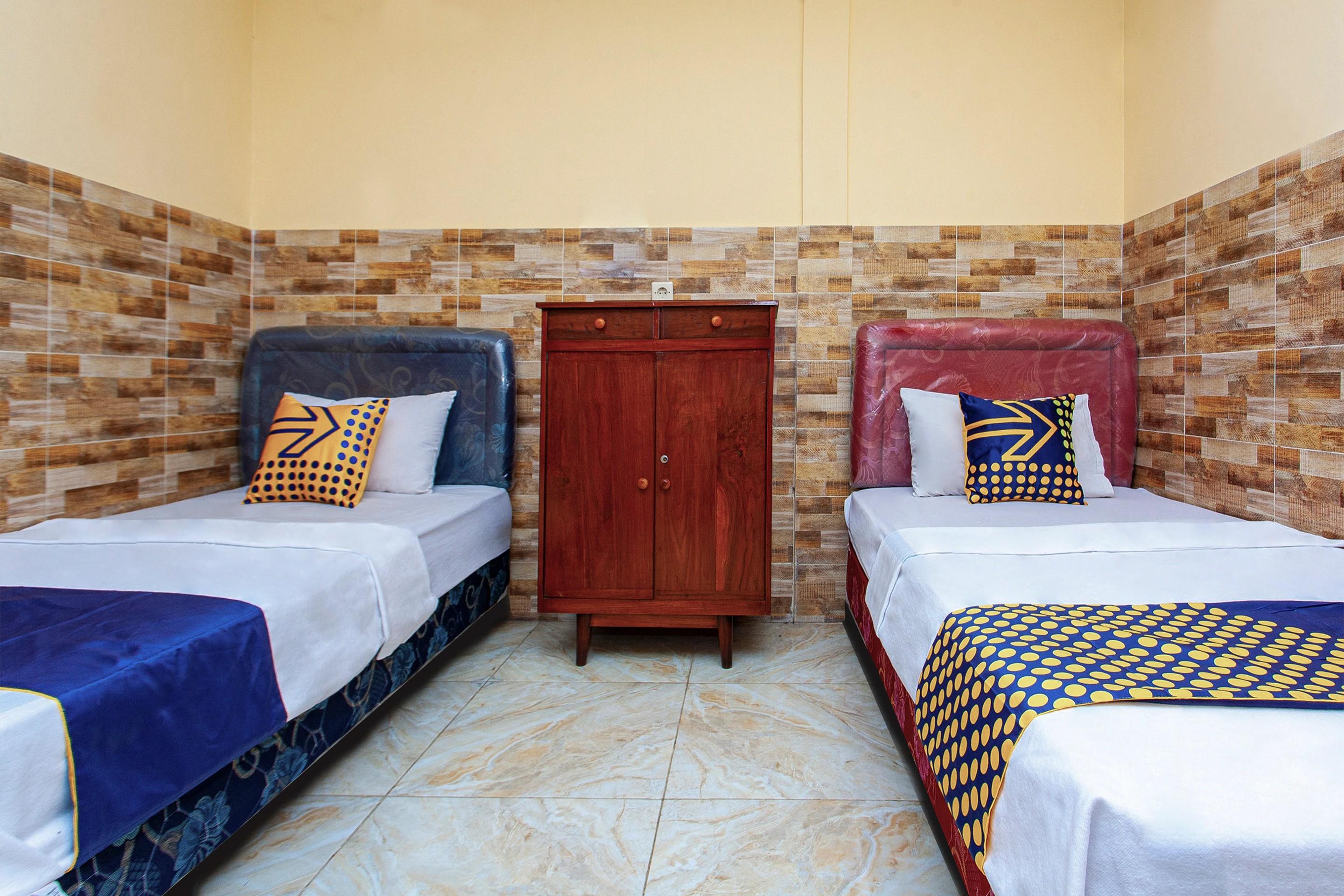 The Paragon Hotel Cilacap Redpartner Eksteriør billede