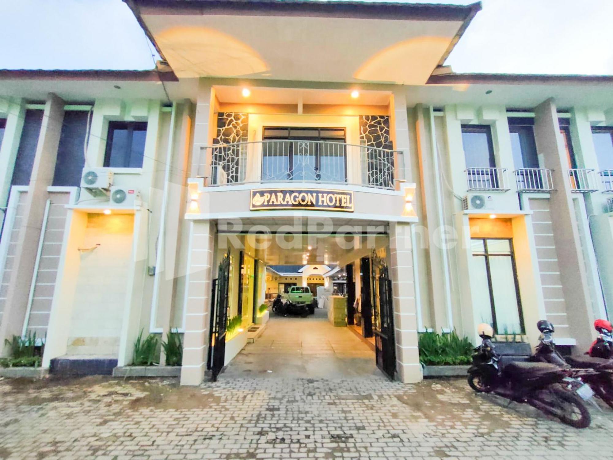 The Paragon Hotel Cilacap Redpartner Eksteriør billede